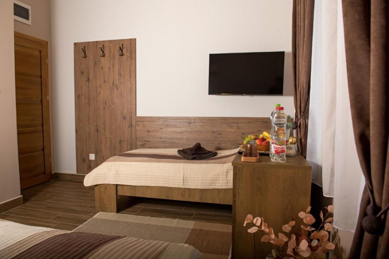 Ehotel Esztergom Esterno foto