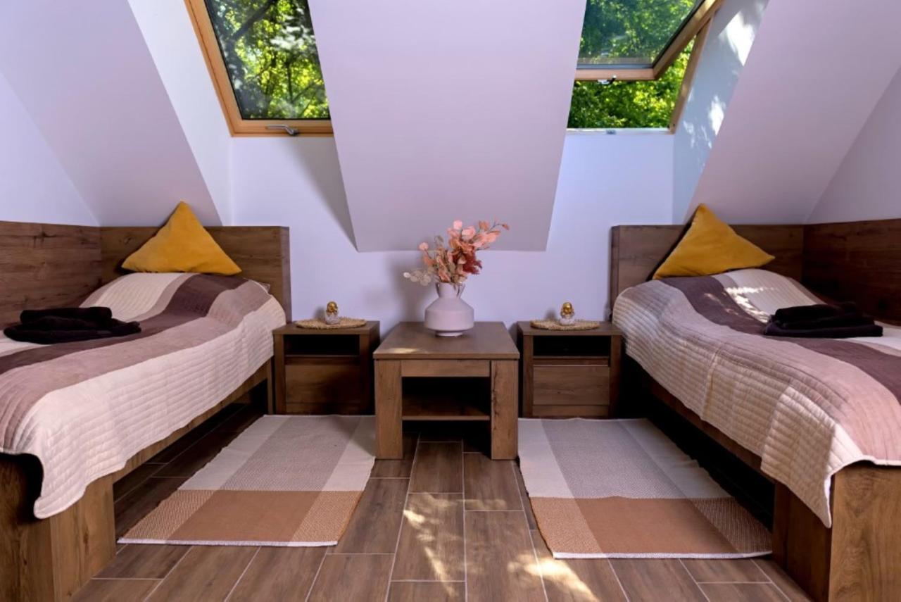 Ehotel Esztergom Esterno foto